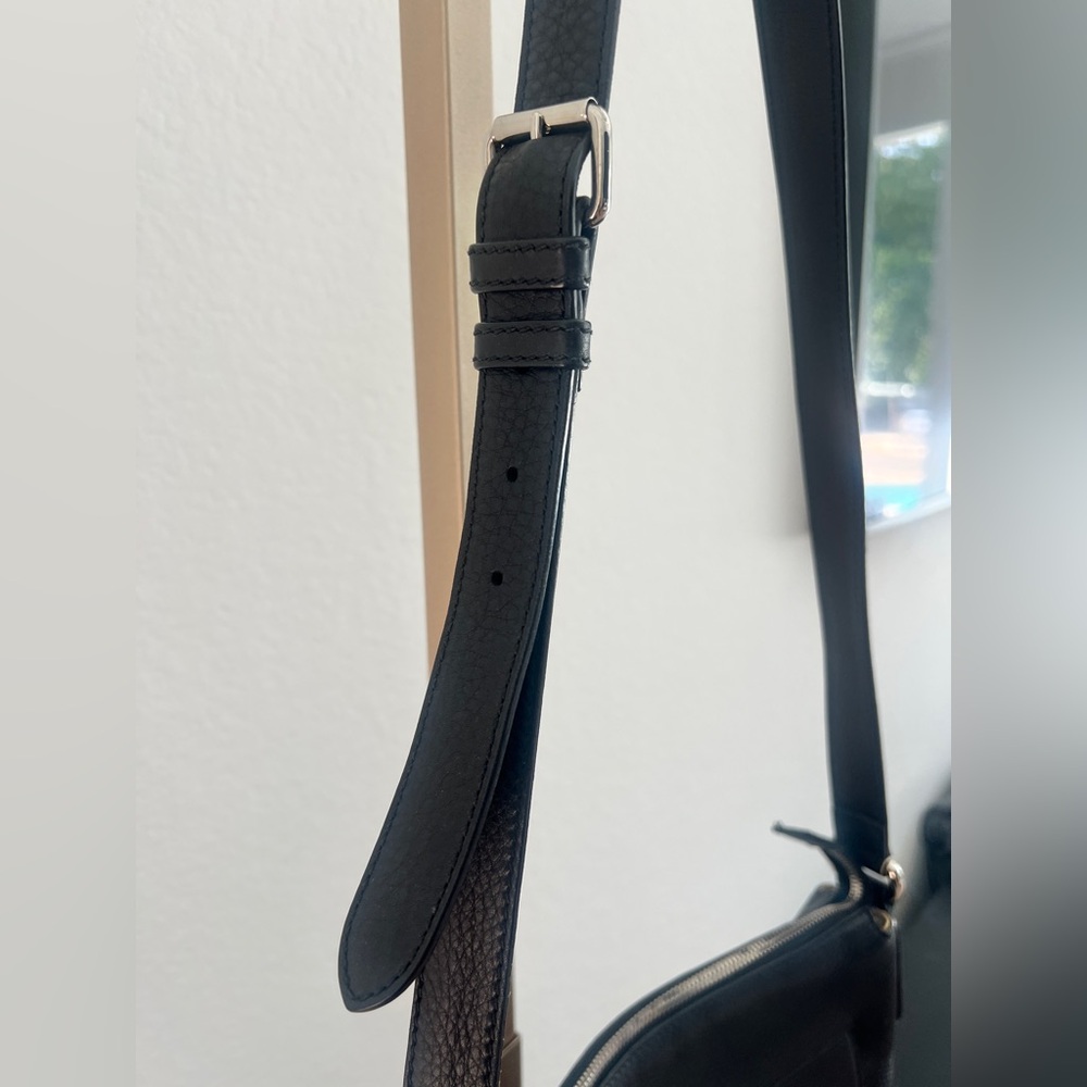 SOLD. Gucci Medium Soho Messenger Bag - Picture 4 of 16